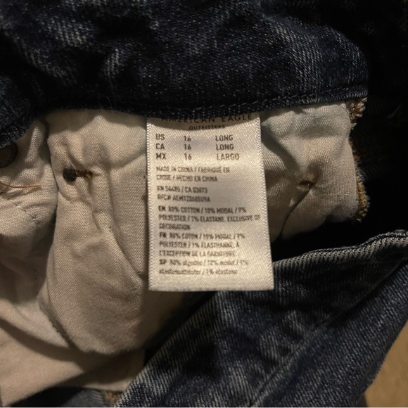 AE ripped mom jeans - Picture 11 of 11